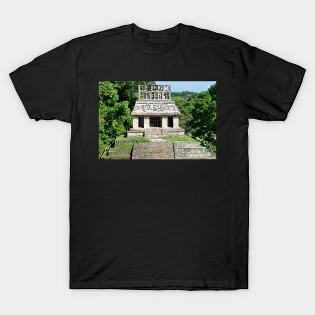 Mexique - Palenque, site Maya T-Shirt by franck380